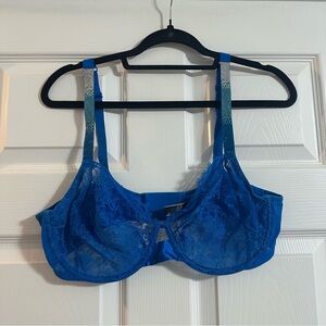 Victoria’s Secret angel lace bra - 38C - rhinestone strap